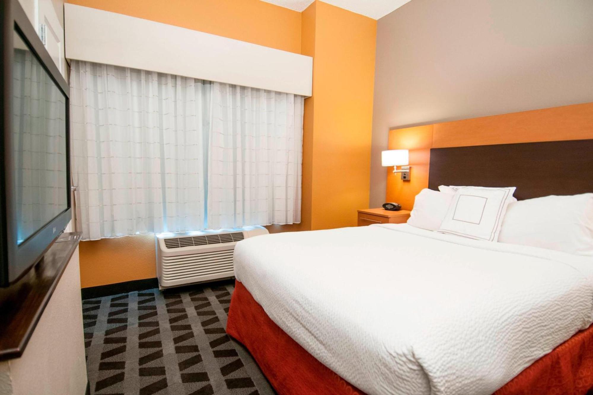 Towneplace Suites By Marriott Baton Rouge Gonzales Exterior photo