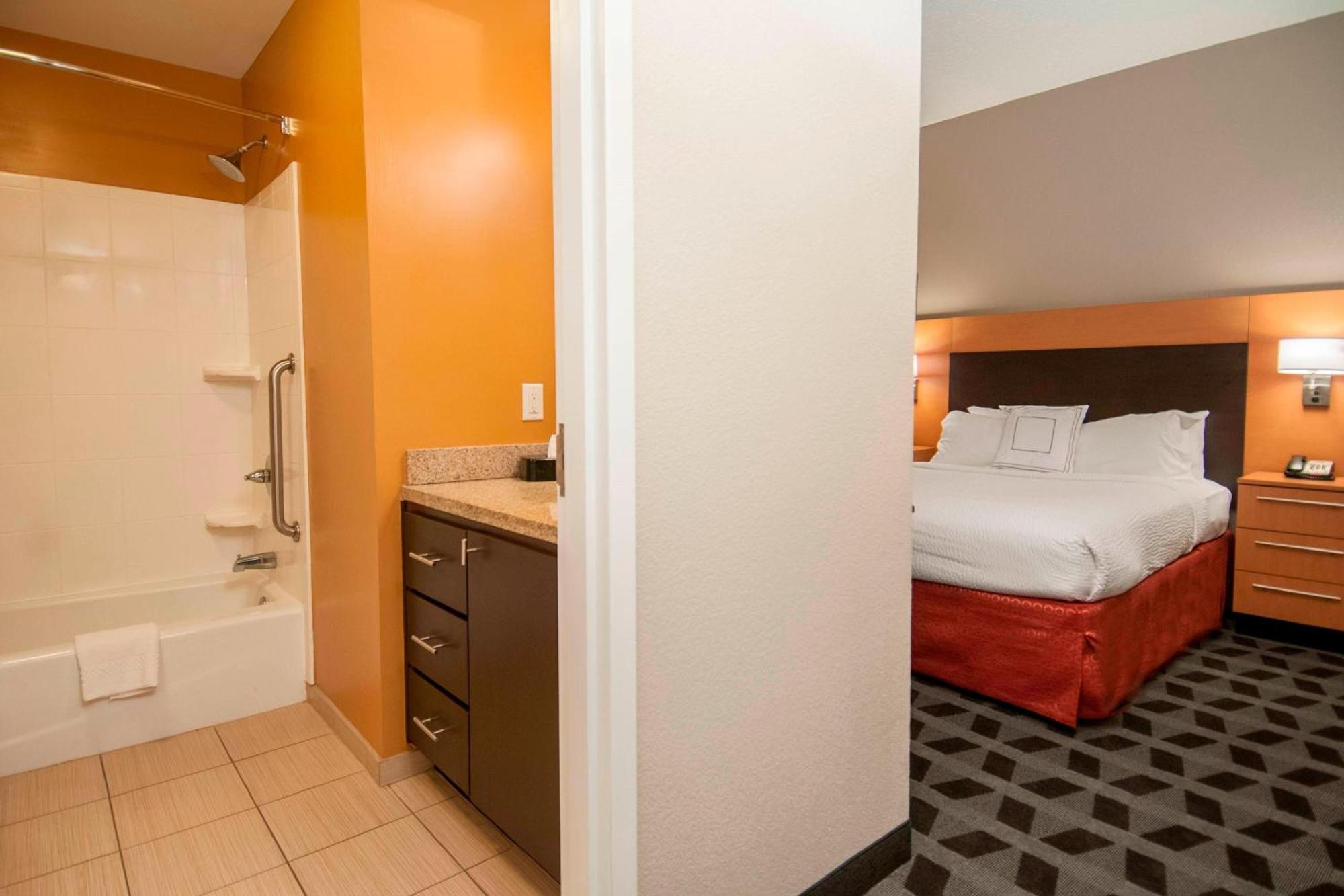 Towneplace Suites By Marriott Baton Rouge Gonzales Exterior photo